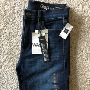 Gap Dark Wash Straight Leg Jeans